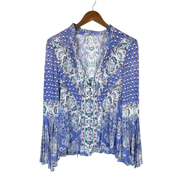 Free People Magic Mystery Sky Blue Print Long Flare Sleeve Boho Top - Picture 9 of 11
